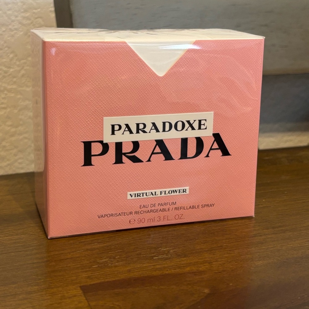 Prada Paradoxe Virtual Flower In Pink - Picture 4 of 11